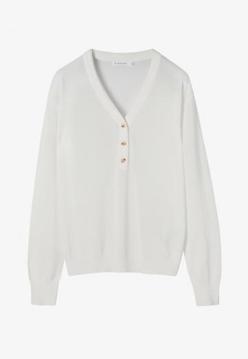 Пуловер с вырезом V