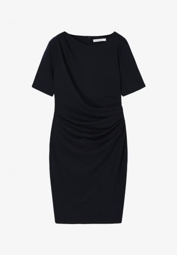 Платье футляр