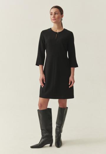 Короткое платье