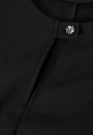 Короткое платье