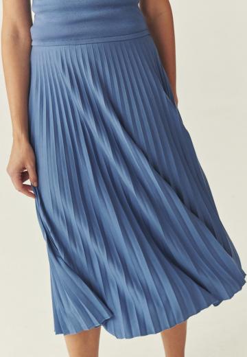 Вязаное платье