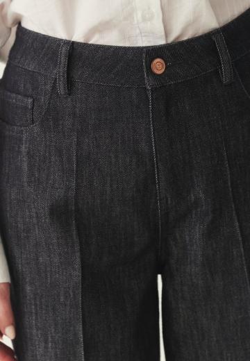 Свободные джинсы