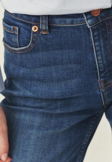 Джинсы