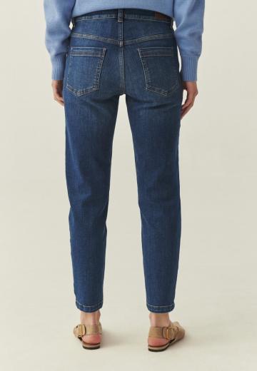 Короткие джинсы