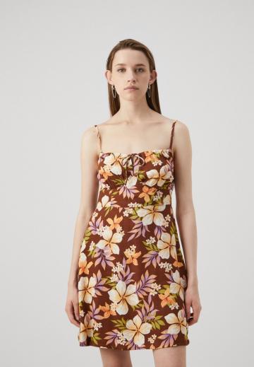 Летнее платье