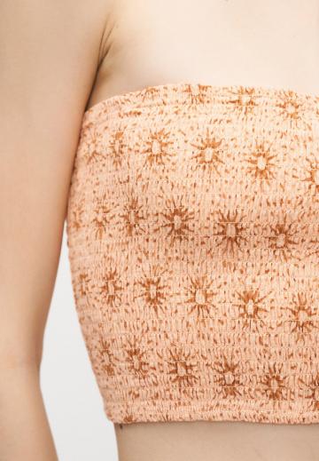 Топ без бретелек