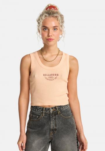 Спортивный топ