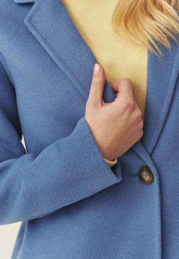 Шерстяное пальто