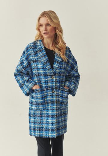 Короткое пальто