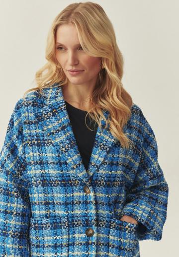 Короткое пальто