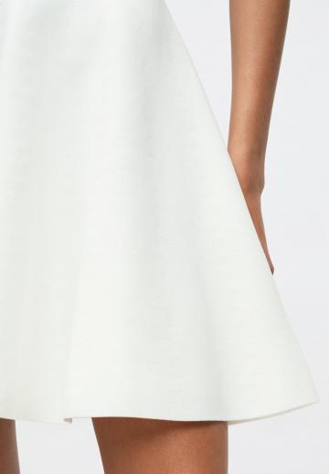 Короткое платье