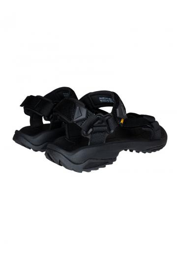 Спортивные сандалии