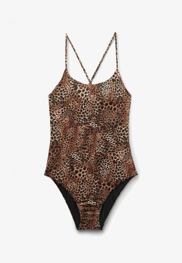 Слитный купальник