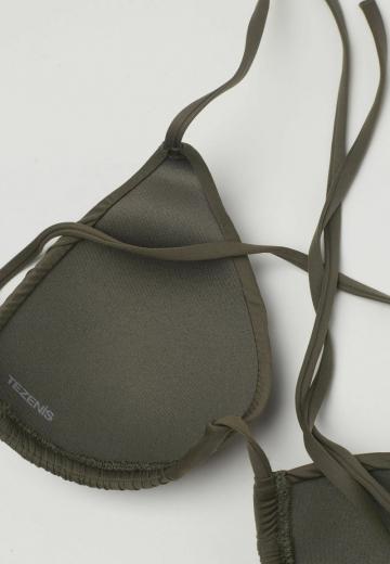 Треугольное бикини