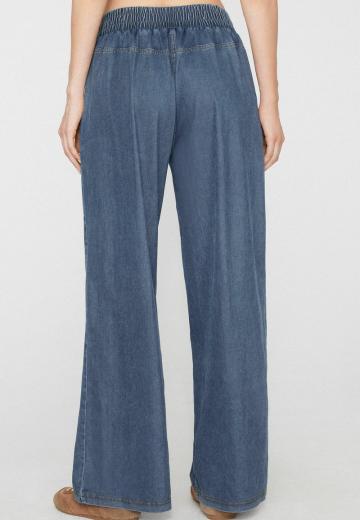 Свободные джинсы