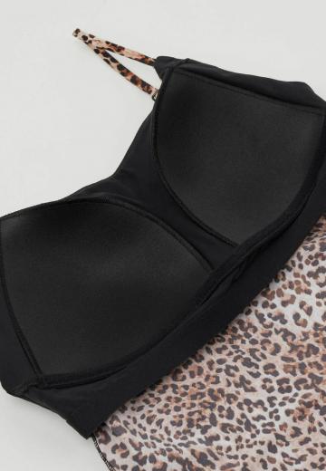 Топ на бретельках