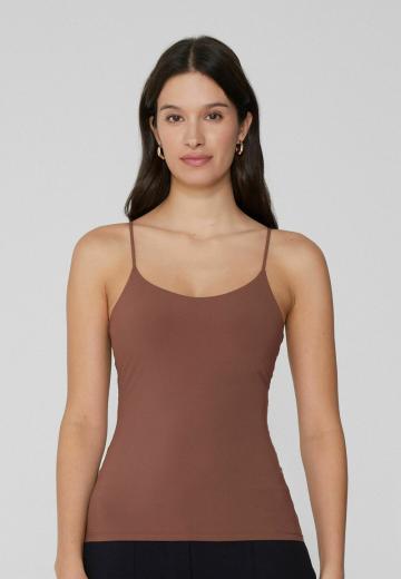 Топ на бретельках