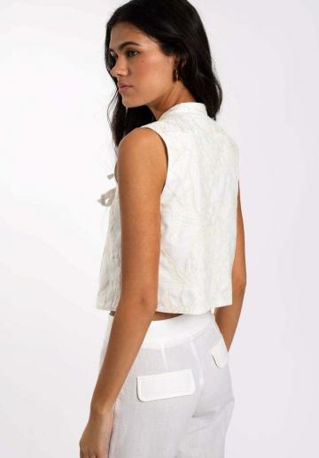 Короткая куртка