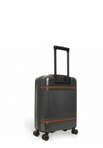 Чемодан на колесах