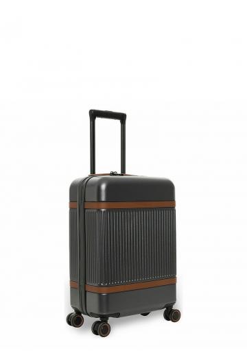 Чемодан на колесах