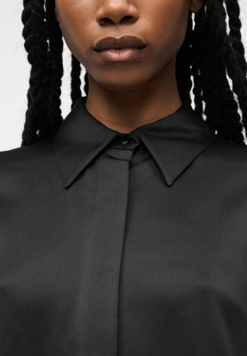 Атласная блузка