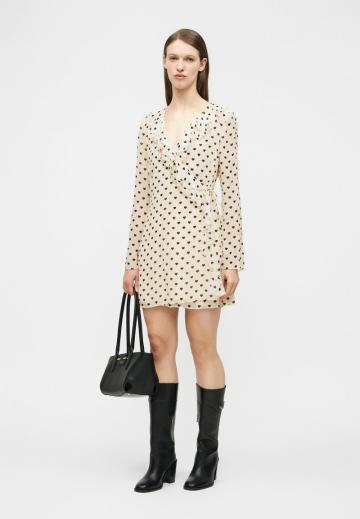 Короткое платье