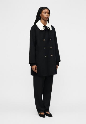 Шерстяное пальто