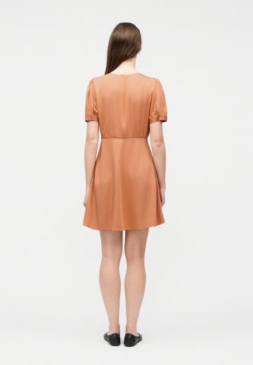 Короткое платье