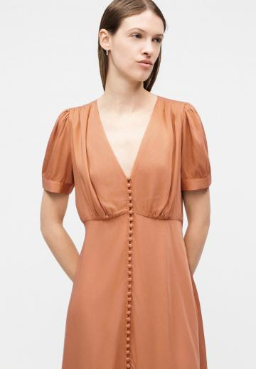 Короткое платье