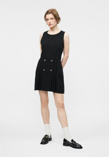 Короткое платье