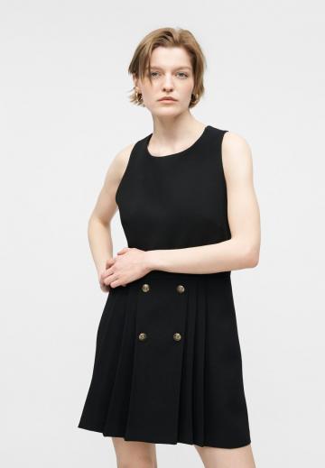 Короткое платье