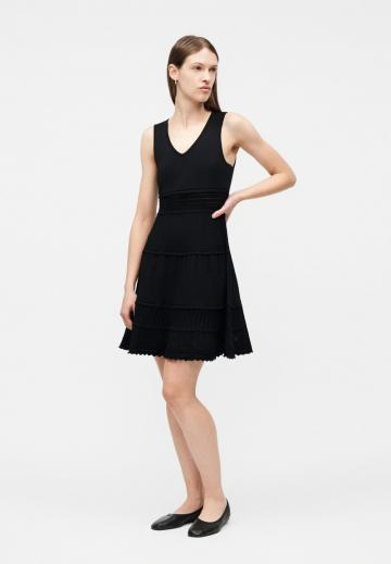 Вязаное платье