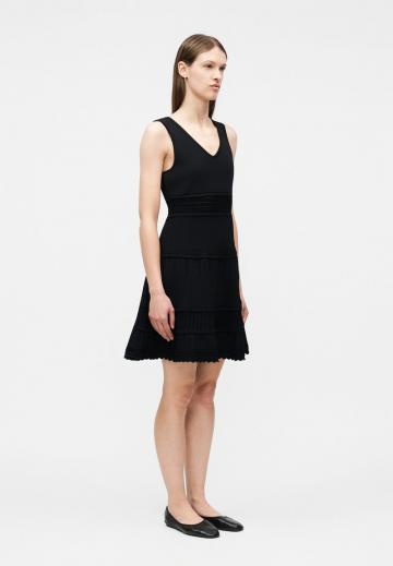 Вязаное платье