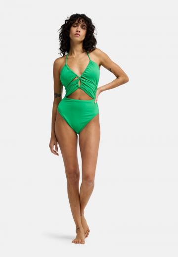 Слитный купальник