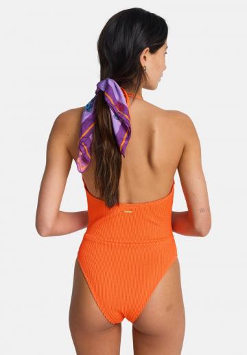 Слитный купальник