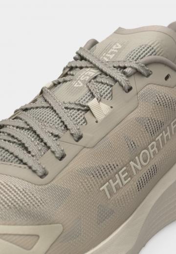 Беговые кроссовки