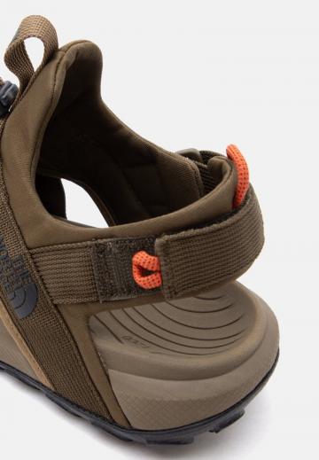 Спортивные сандалии