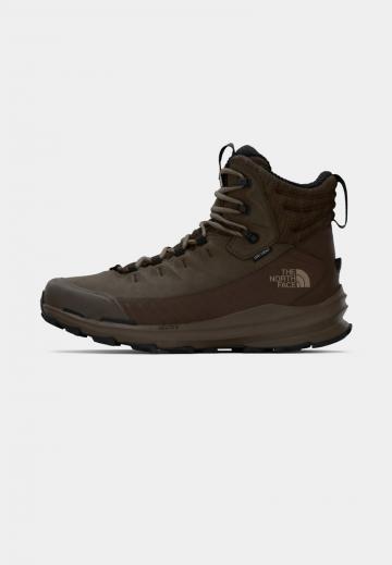 Походные ботинки