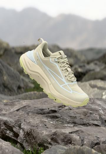 Походные ботинки