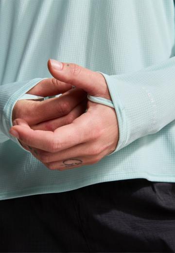 Спортивная толстовка