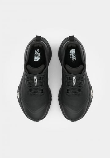 Походные ботинки