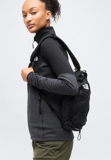 Спортивная толстовка