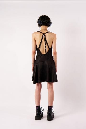 Короткое платье