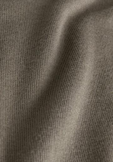 Вязаный жилет