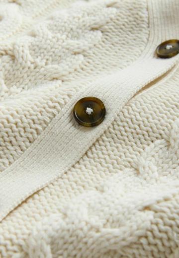 Вязаная кофта