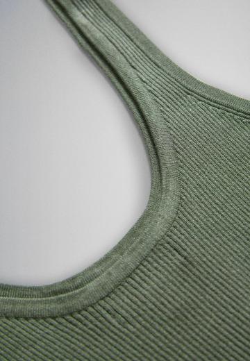 Вязаное платье