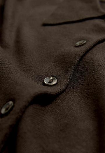 Вязаный жилет