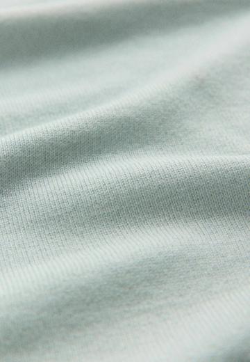 Вязаный жилет