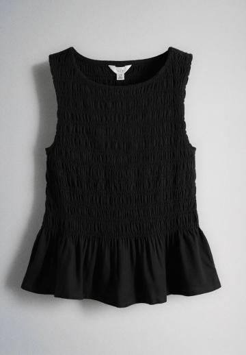 Блузка без рукавов