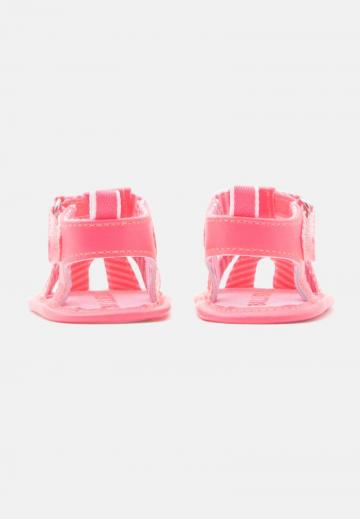 Детская обувь